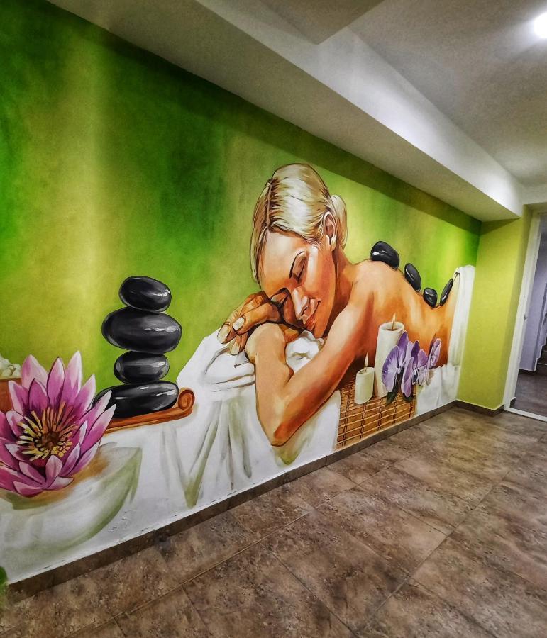 Balkan Hotel Чифлик Экстерьер фото