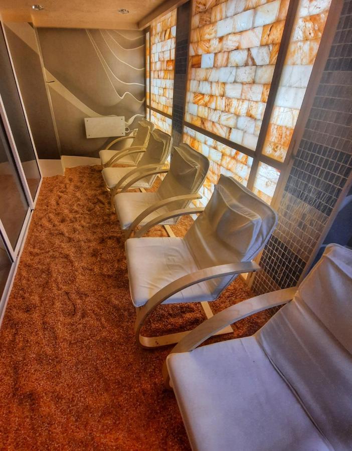 Balkan Hotel Чифлик Экстерьер фото