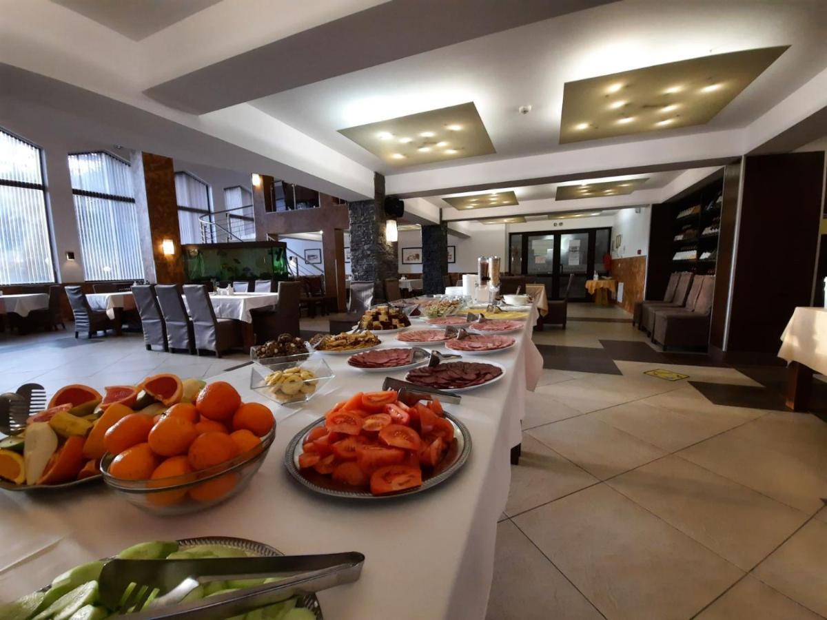 Balkan Hotel Чифлик Экстерьер фото