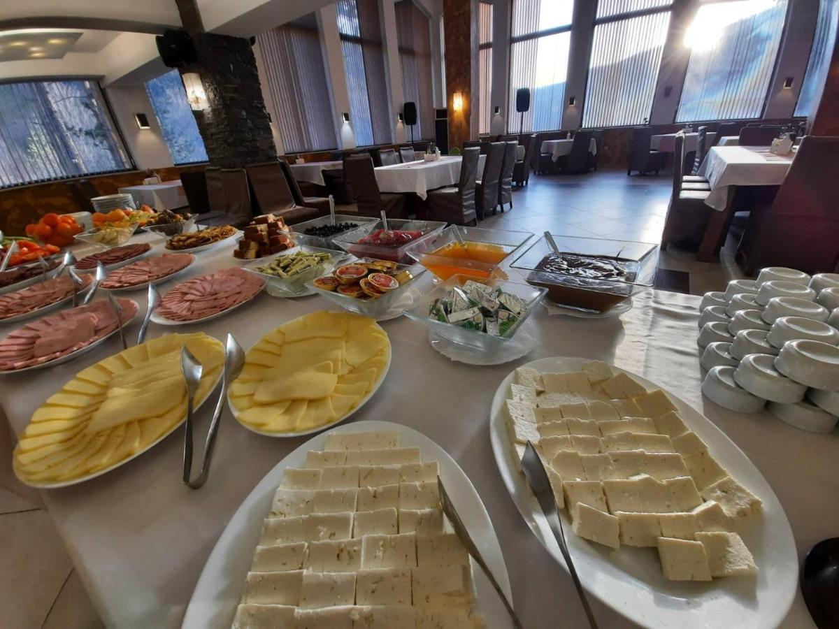 Balkan Hotel Чифлик Экстерьер фото